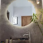 Konstantinos Apartamento