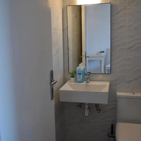 Konstantinos Apartament Perissa (Santorini)