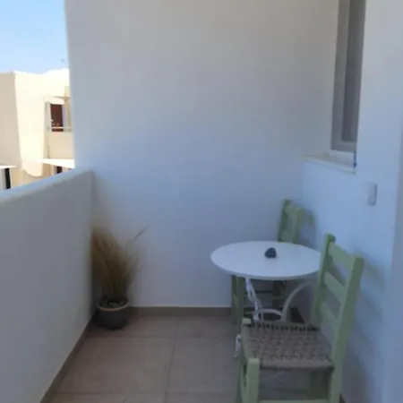 Konstantinos * Perissa (Santorini)