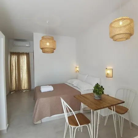 Konstantinos Apartment *