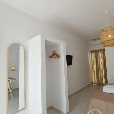 Konstantinos Apartment