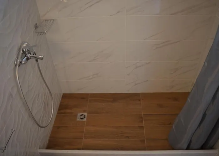 Konstantinos Perissa (Santorini)