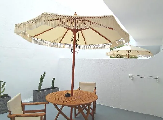 Apartmán Konstantinos Perissa (Santorini)