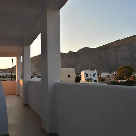 Konstantinos Perissa (Santorini)